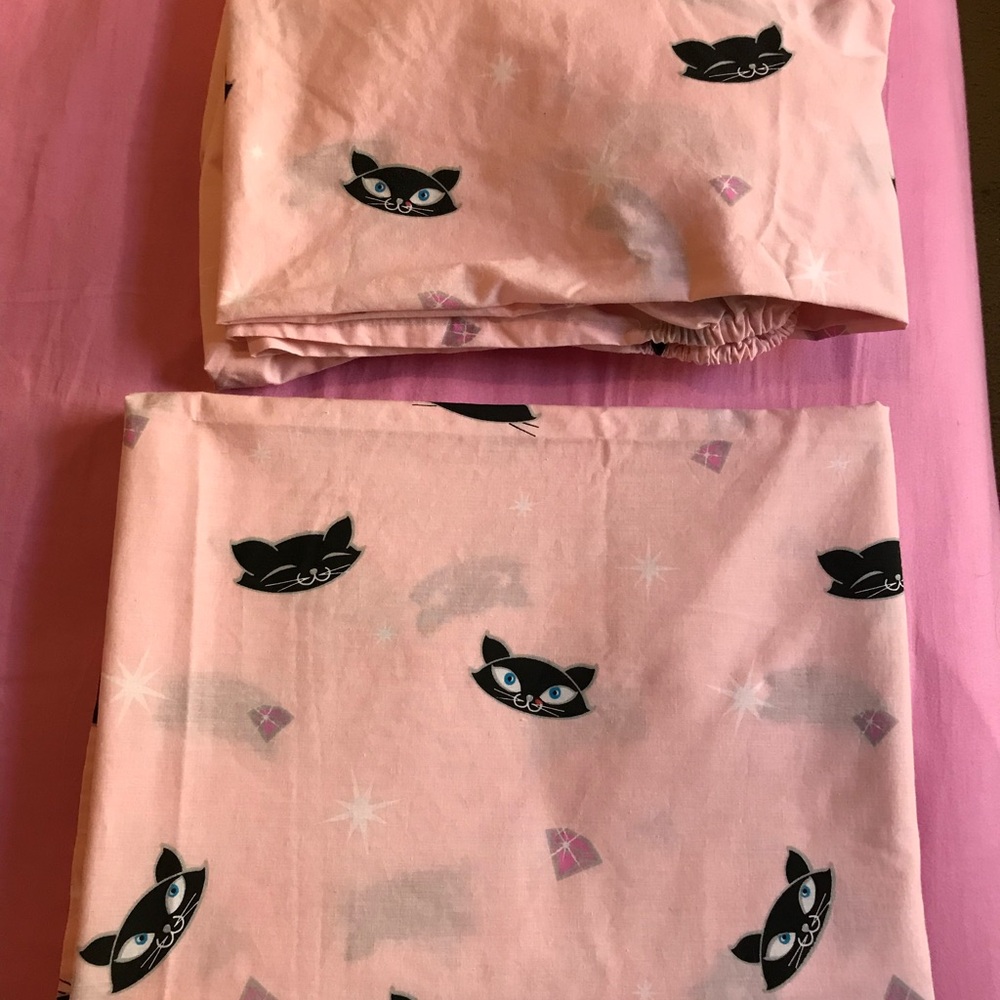 Retro 50’s Look Black Cat Faces Pink 1 Twin Flat & Fitted Sheet Cotton Bld NEW